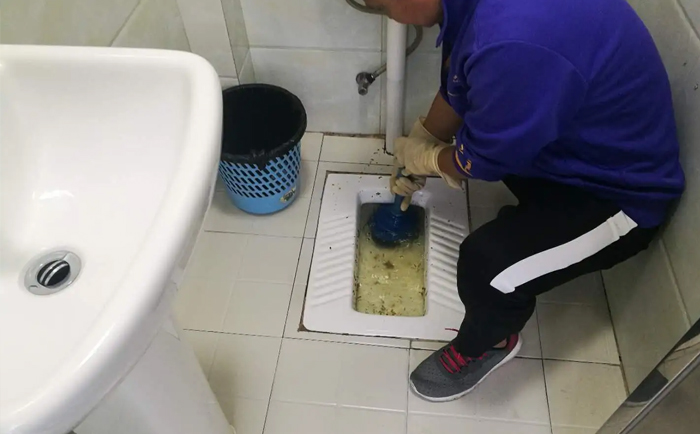 余江疏通蹲坑